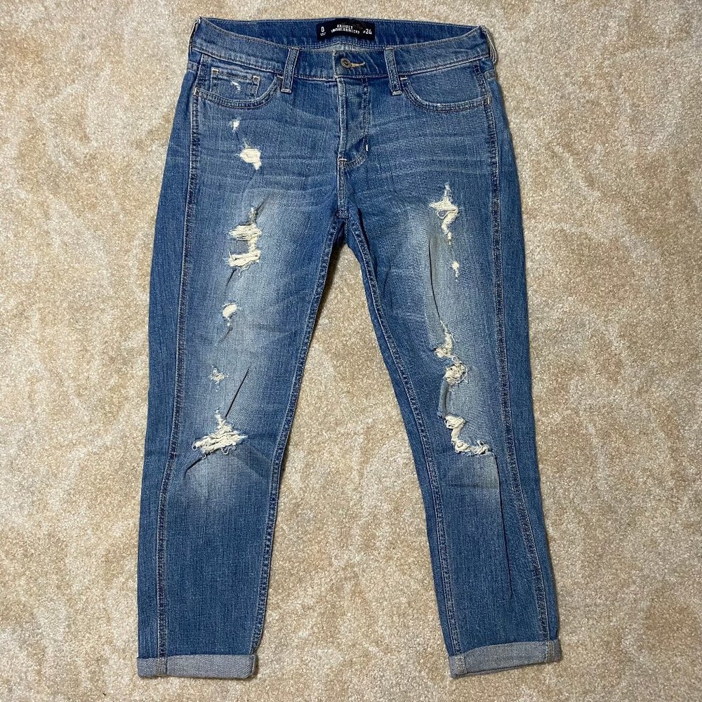 Hollister Distressed Vintage Boyfriend Jeans 0R with rolled cuffs
